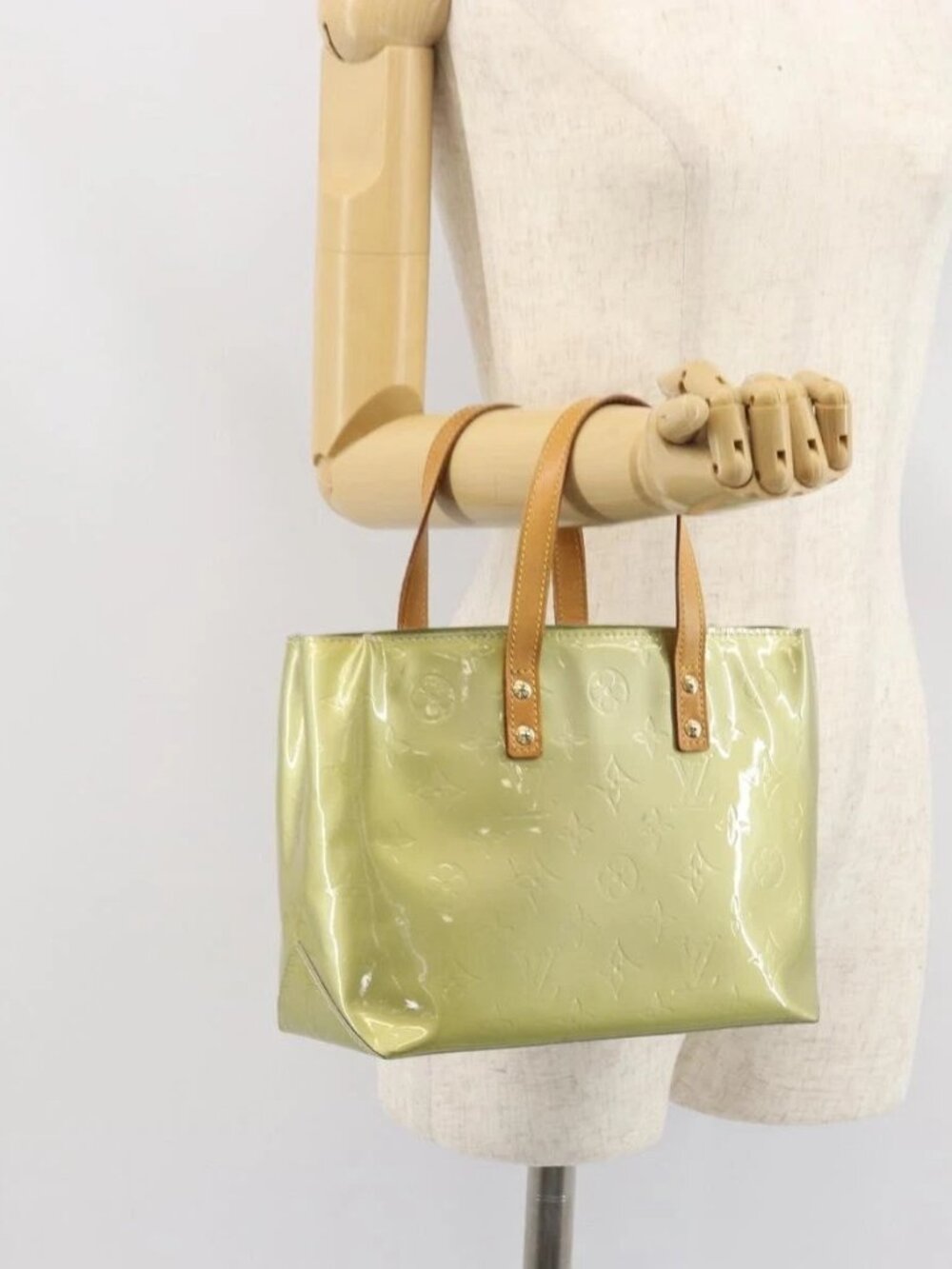 LOUIS VUITTON Monogram Vernis Reade PM Hand Bag Gris M91145 LV Auth hk3341